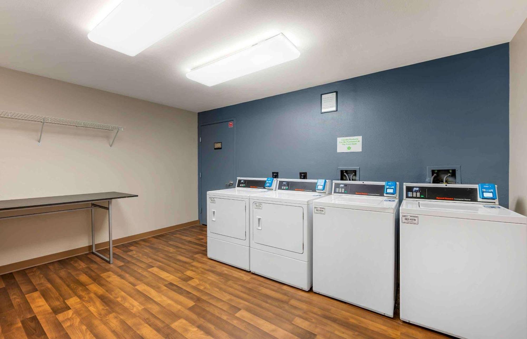 Extended Stay America Suites - Indianapolis - Airport - W Southern Ave Ngoại thất bức ảnh