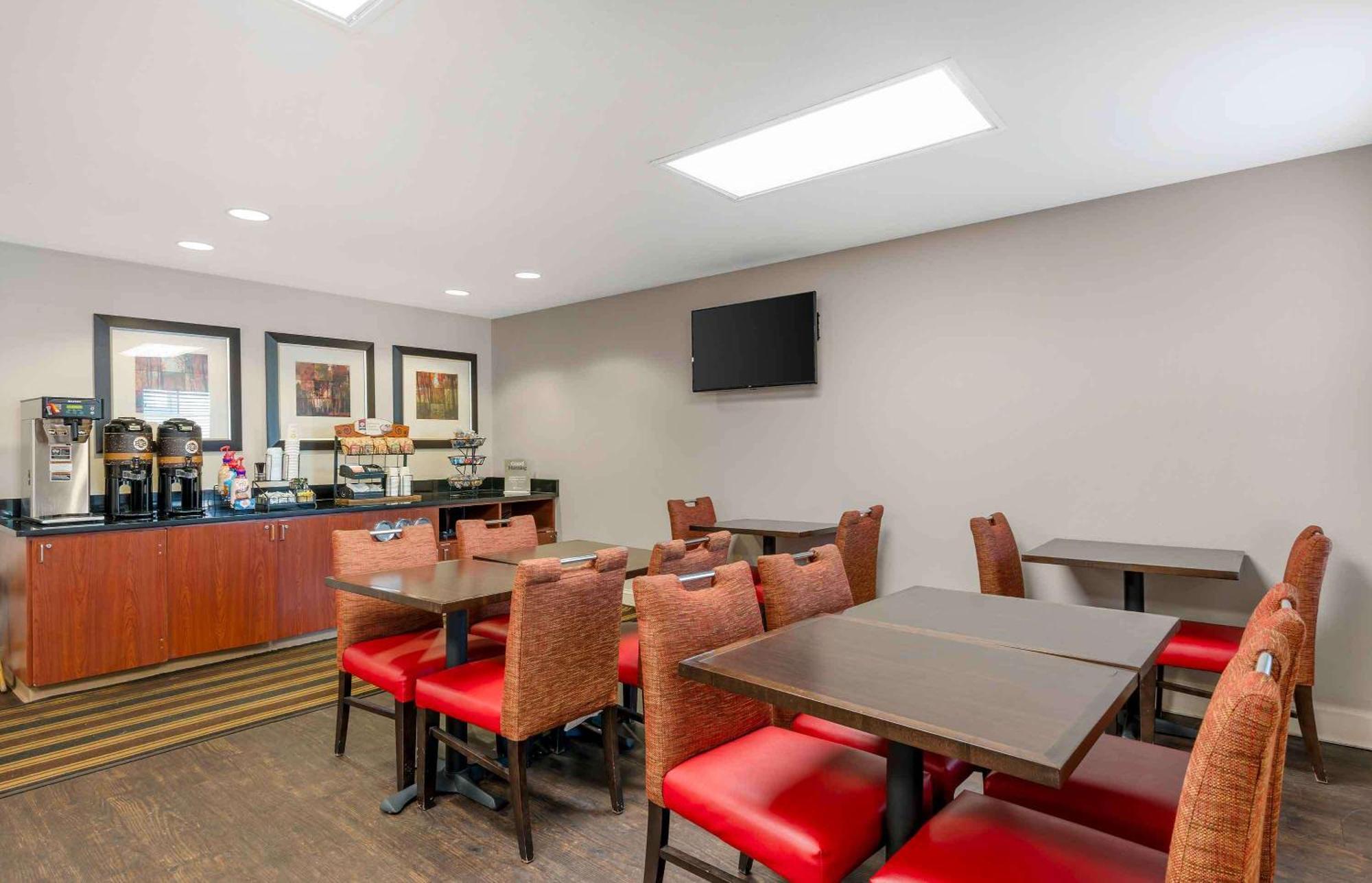 Extended Stay America Suites - Indianapolis - Airport - W Southern Ave Ngoại thất bức ảnh